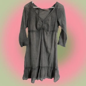 fairy grunge klänning🧚🏼‍♂️ - fairy grunge klänning köpt på sellpy säljer då den var lite för liten på mig. i felfritt skick!!