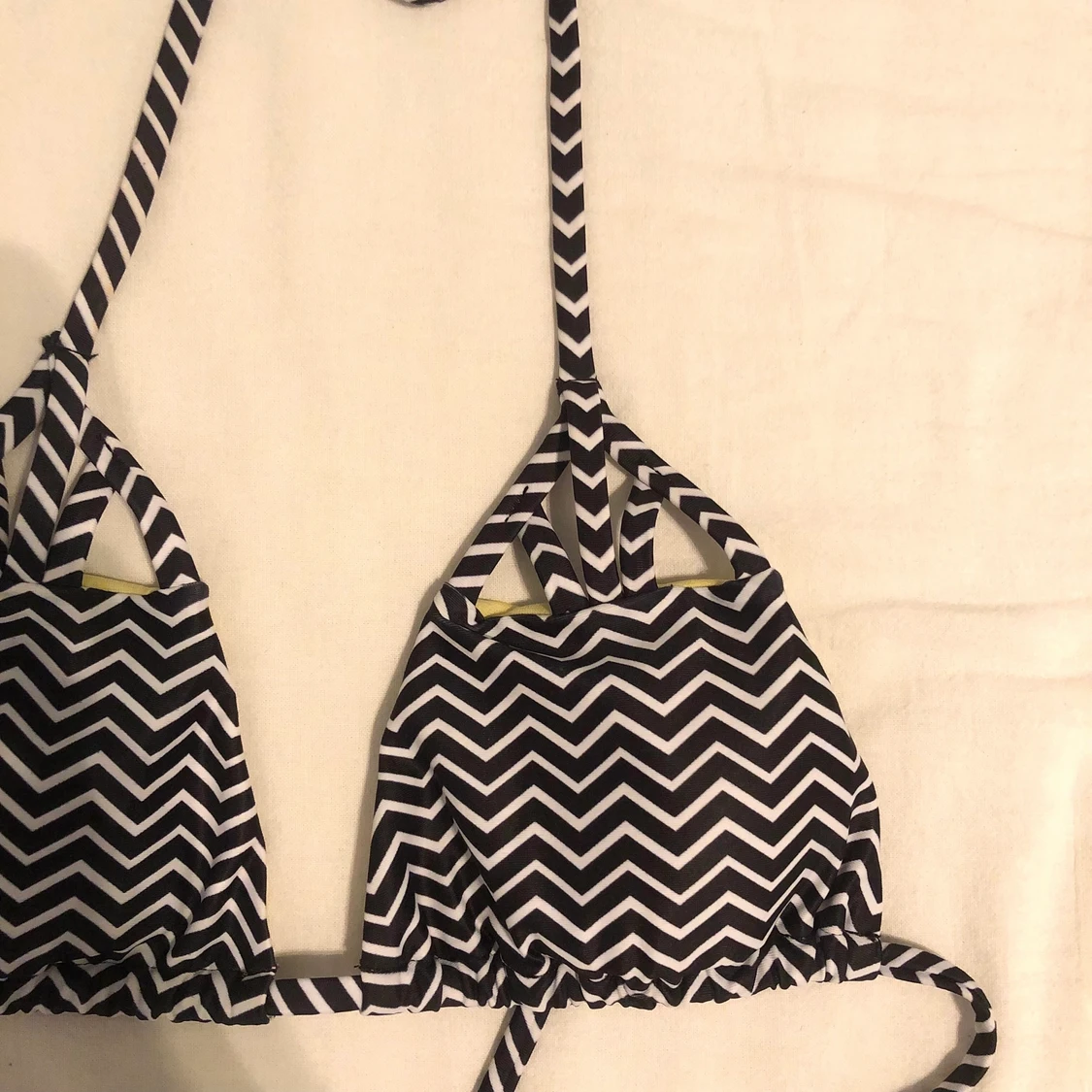 Bikiniset från Nelly - 90