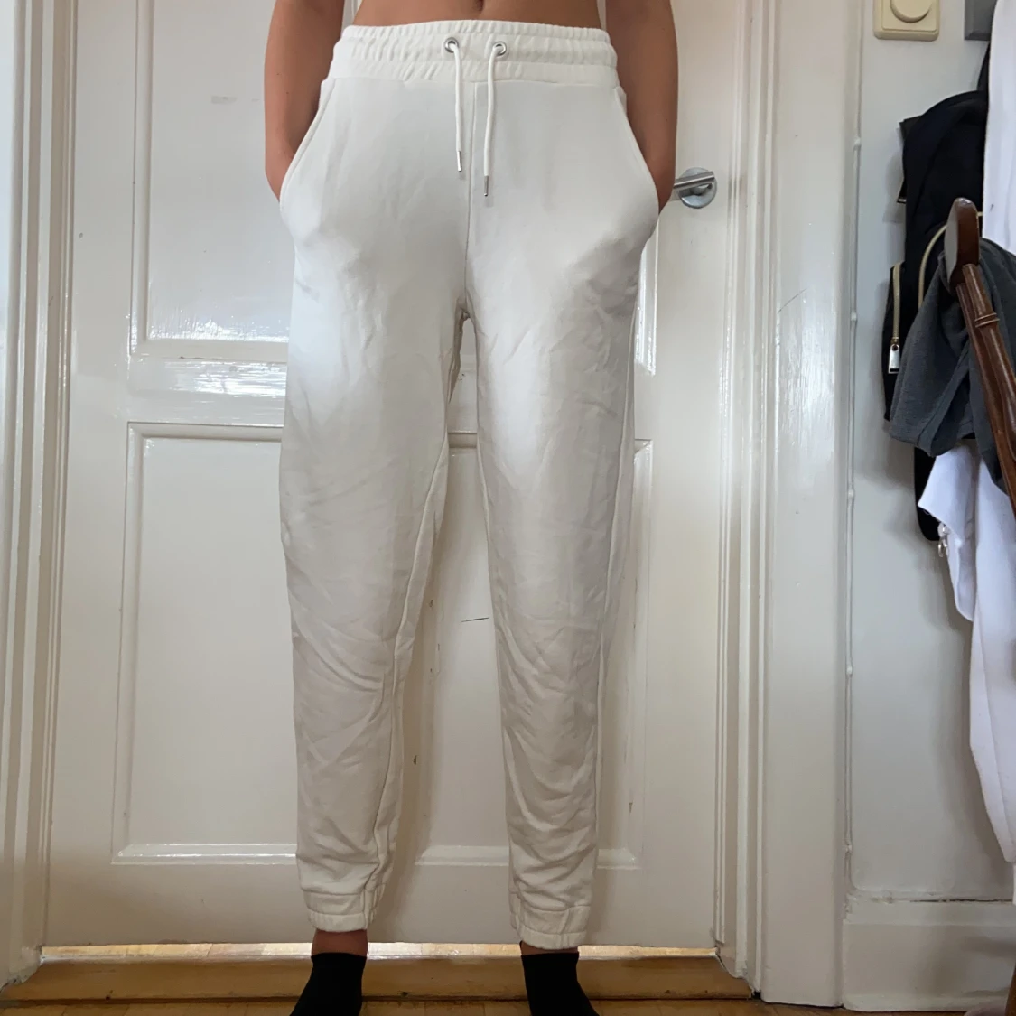 Stradivarius mjukisbyxor cream färgade S