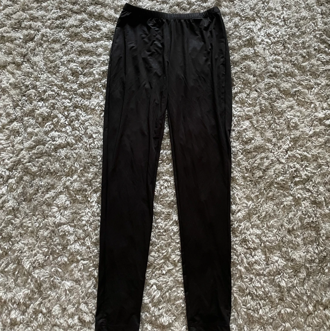 SKINNBYXOR VILA S STORLEK 50 SEK 🖤