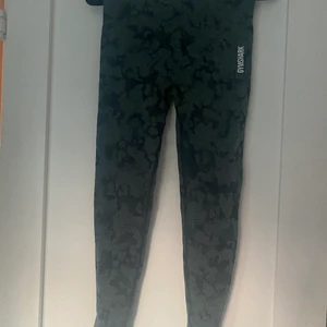 Gymshark tights - Gymshark högmidjade tights i camo kollektionen