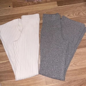 Gina tricot byxor - Gina Tricot byxor i storlek XS. Byxmodellen är absolut samma och båda är i storlek XS. Jag säljer byxor eftersom de är lite korta för mig, jag är 1,65cm. Byxorna är i perfekt skick. En kostar 130kr och båda 250kr. Kontakta mig för flera bilder 😊💞