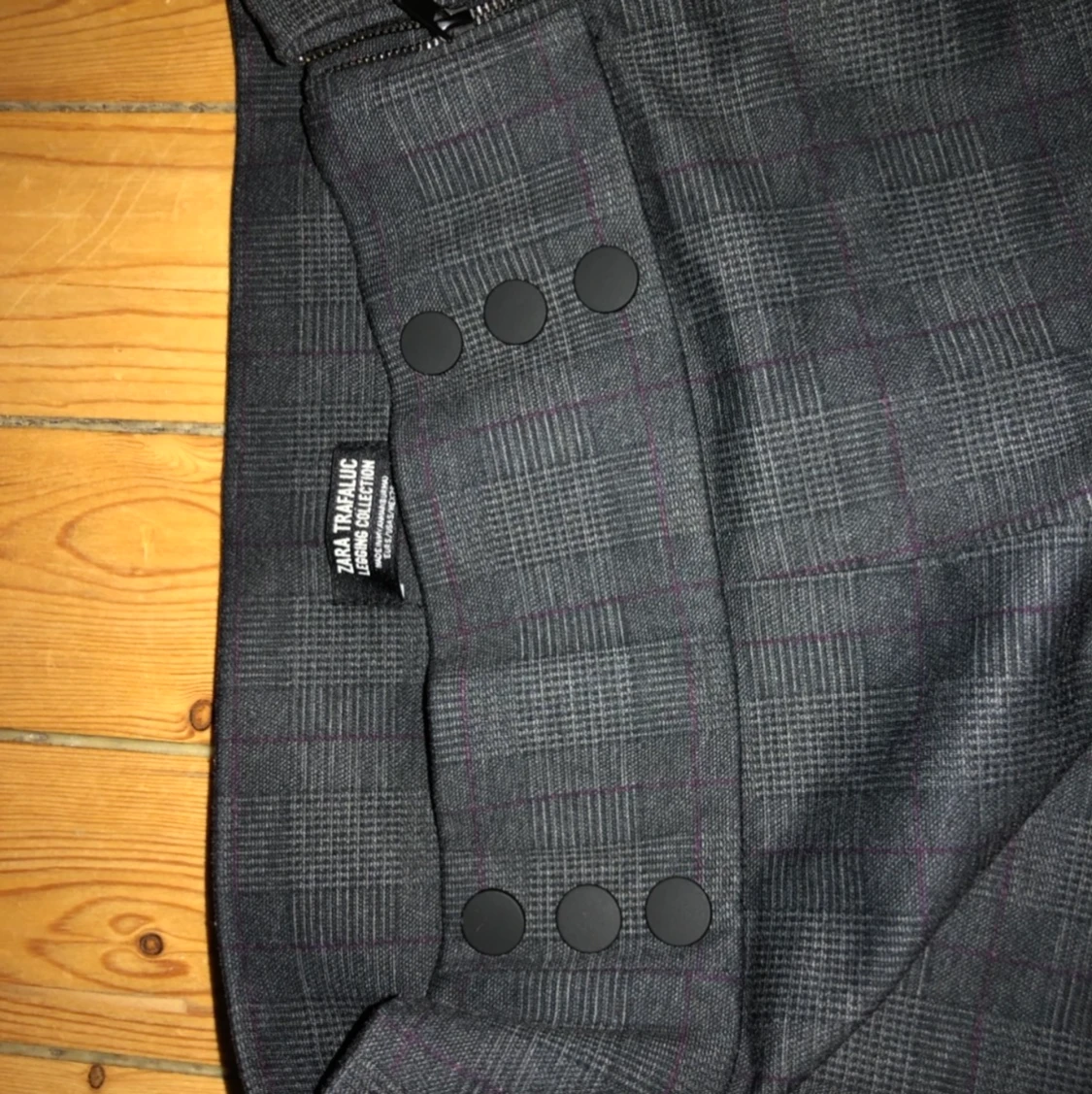 Rutiga kostymbyxor/ tights