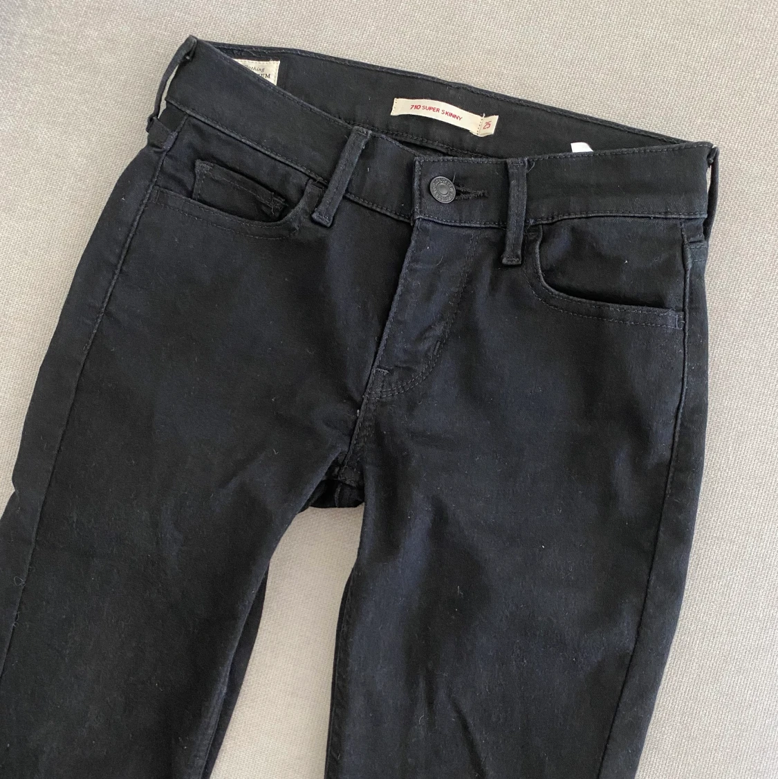 Levis 710 - 91