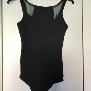 Body mesh  - Sexig body med mesh detaljer. Storlek XS. Inklusive frakt