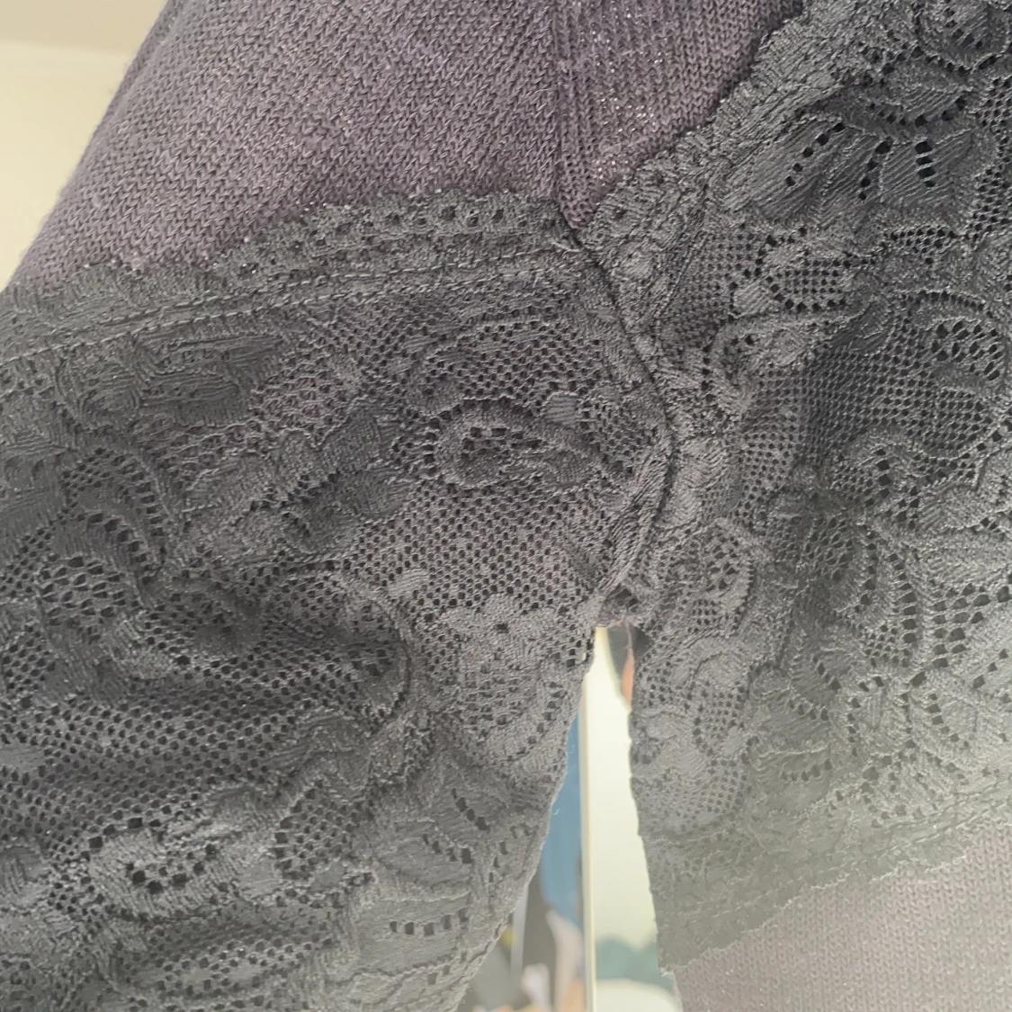 Tröja med spets - 91