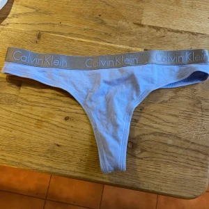 Calvin klein - Stringtrosa från CK. Ljusblå. Alsrig använda. Strl S.
