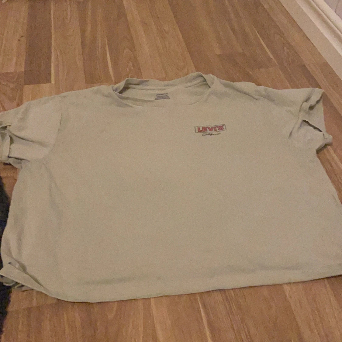Gul lite owersize T-shirt från Levis  - 91