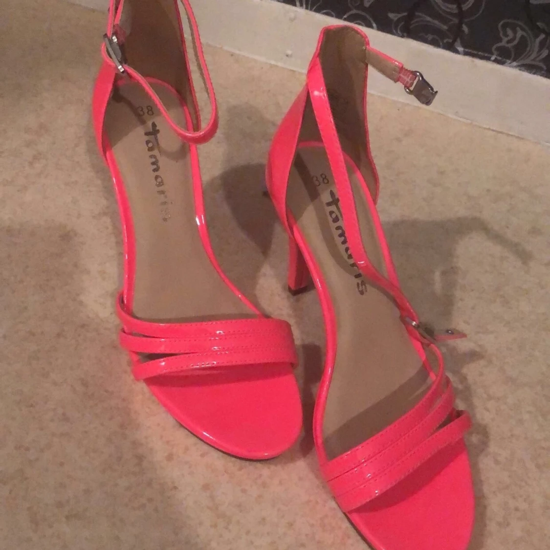 Fina klackskor  - 90