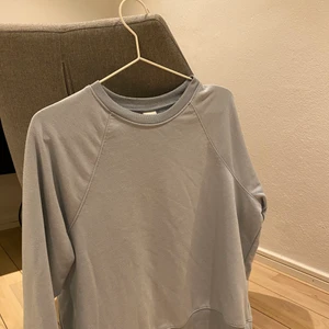 Blå sweatshirt  - Supermysig blå tröja 