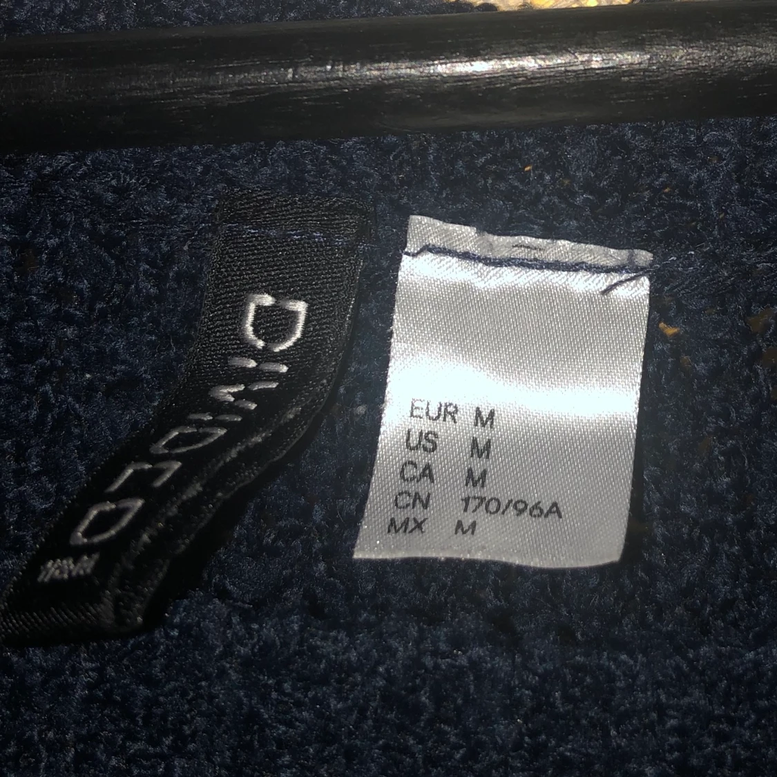 Stickad tröja (cropped) - 91