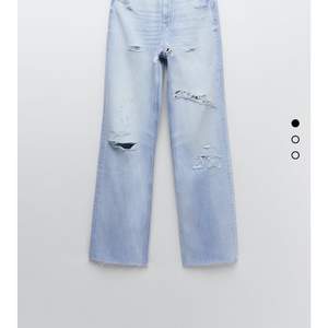 Populära zara jeans, helt oanvända storlek 38 som passar S. Verkligen så fina men kommer ej till användning.