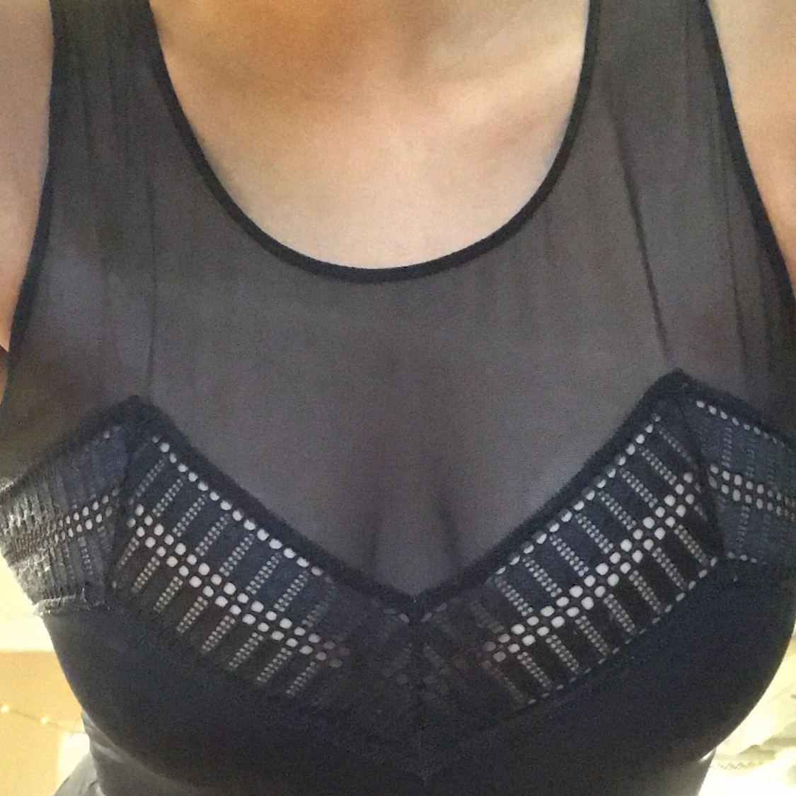 Svart kattig Body - 91