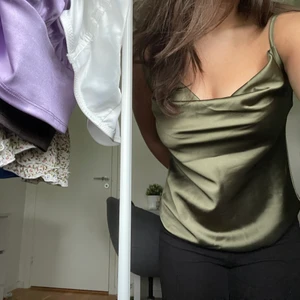 Linne - Lite osäker om jag ska sälja, men jättefint linne💚