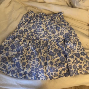 Zara sommarkjol☺️🌟 - Aldrig använd, prislapp kvar🌟