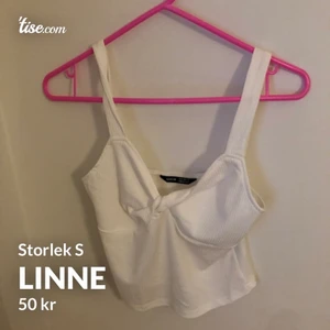 Topp - En vit topp från shein som aldrig använts