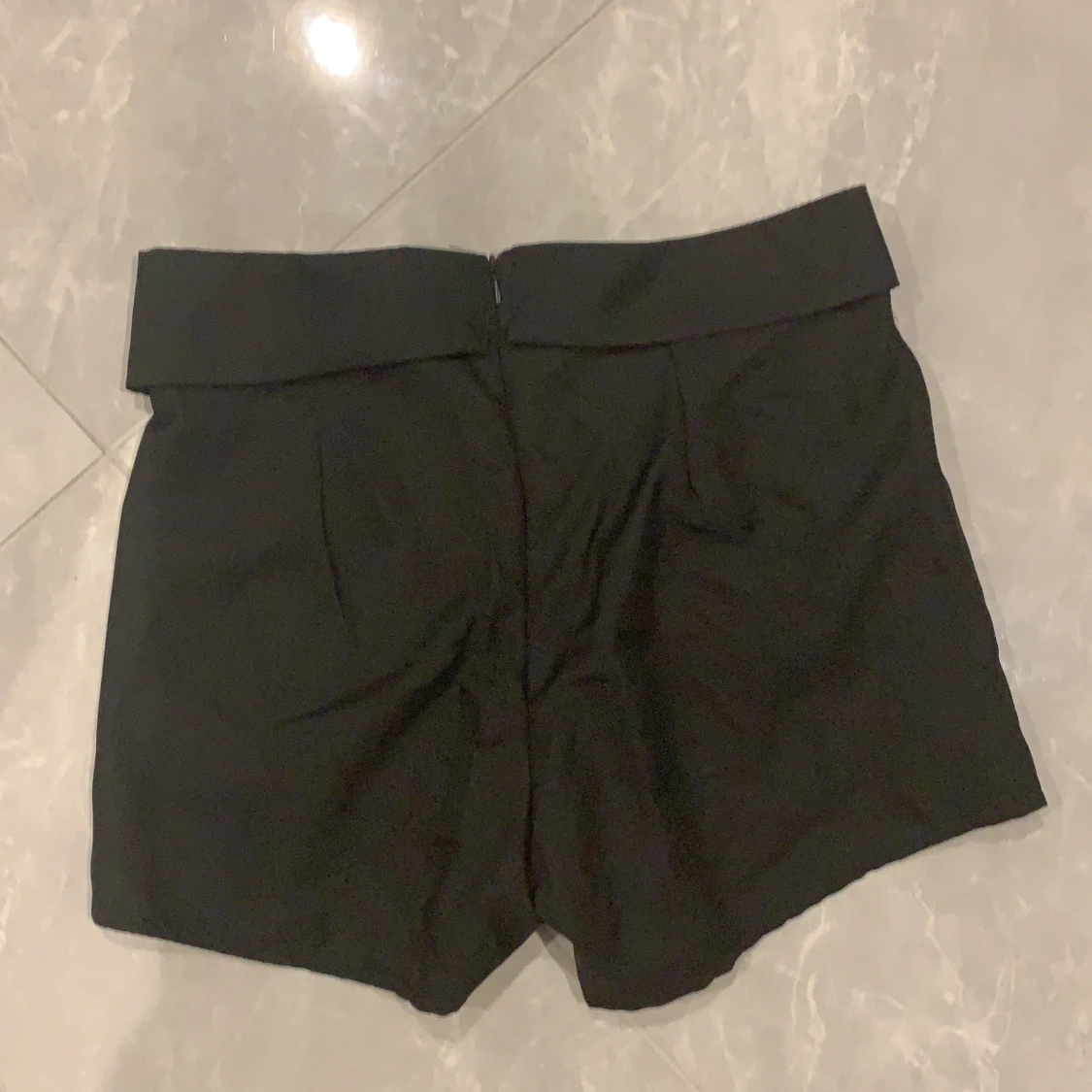 Svart shorts  - 90