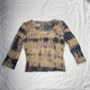 See through topp - Söt kortärmad see through/mesh topp