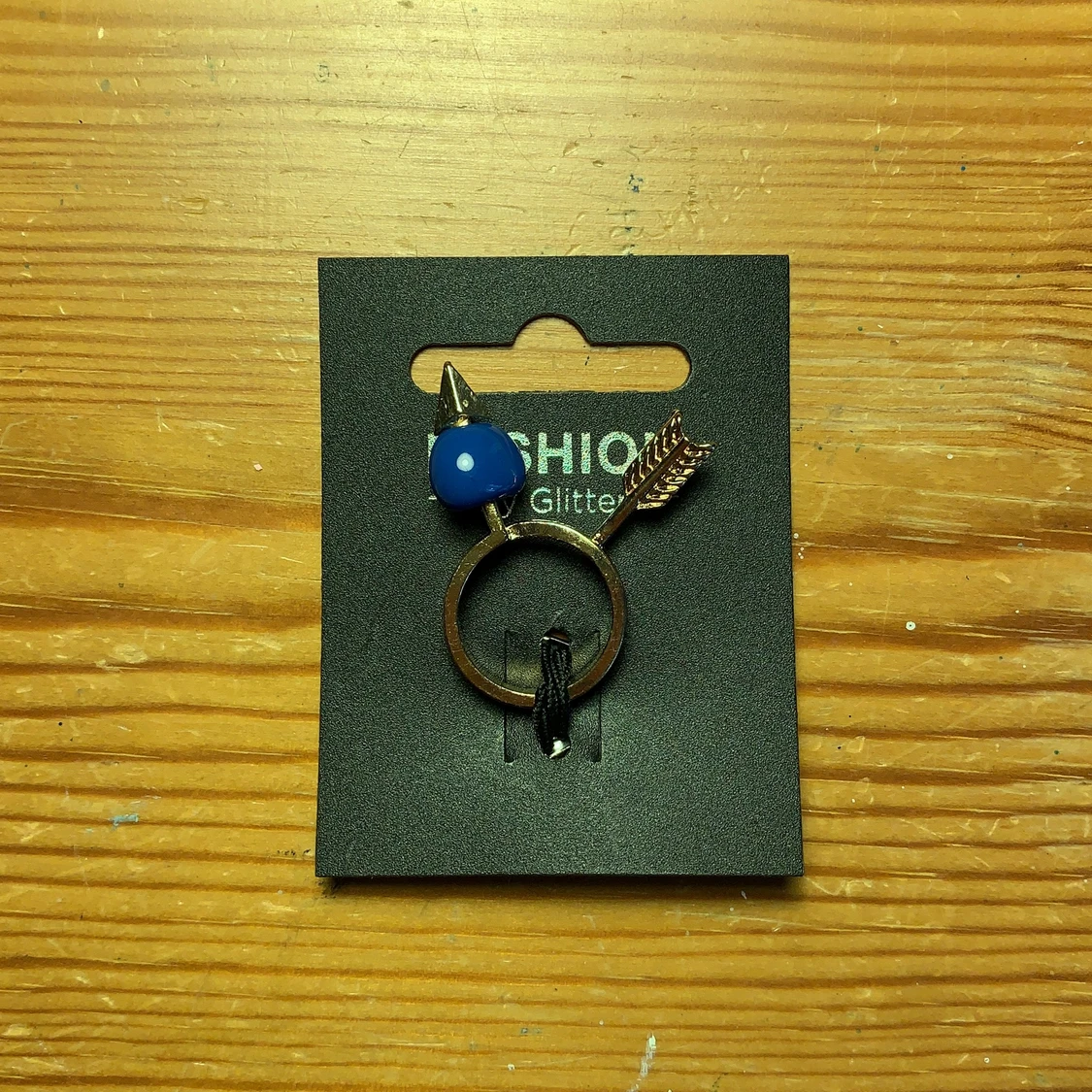 Glitter: Ring med pil