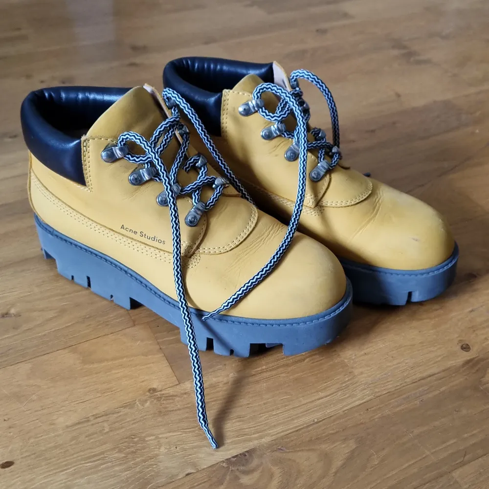 Acne tinne boots 38