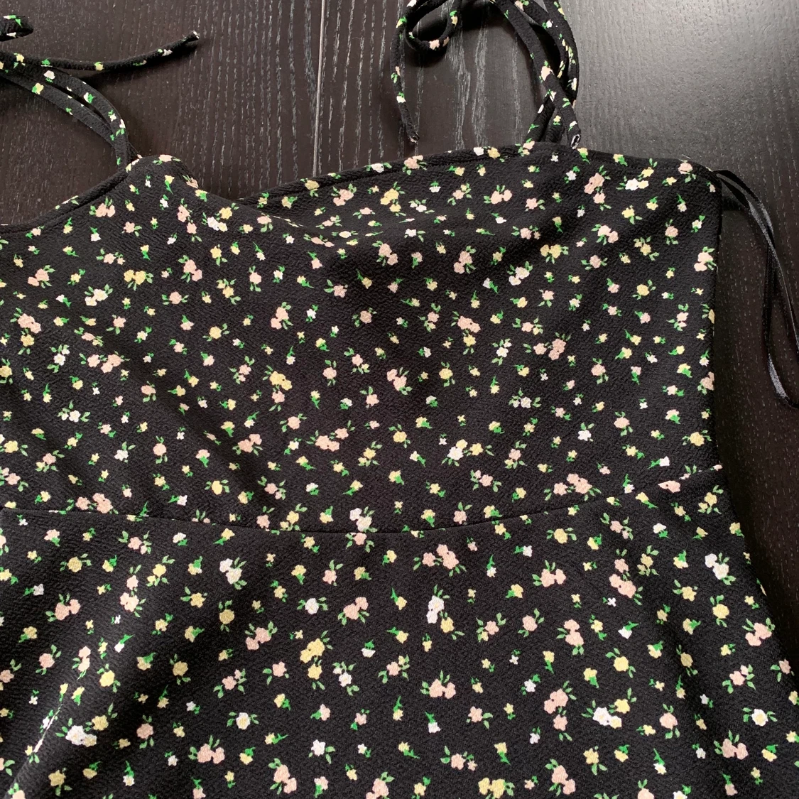 Blommig klänning strl S - 90