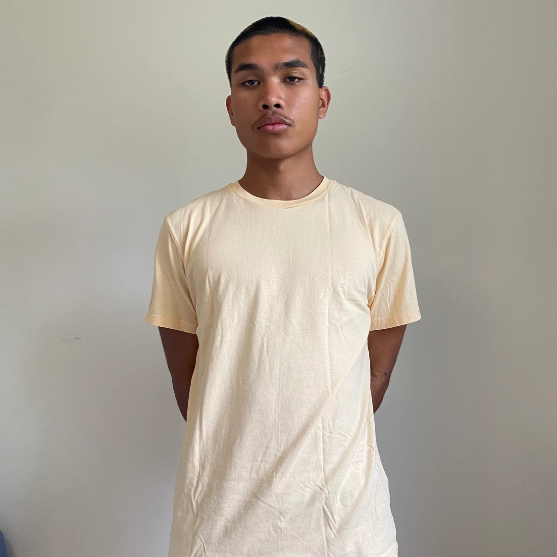 WEEKDAY LJUS GUL PLAIN ALAN T-SHIRT - 91