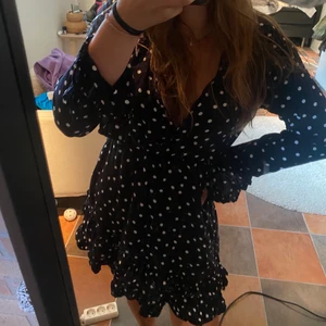 Sommarklänning - Jättesöt klänning från Linn Ahlborgs kollektion med Nakd