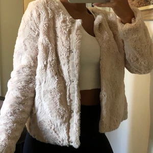 Jacka - Jacka från VERO MODA✨ Storlek M men passar även S och XS