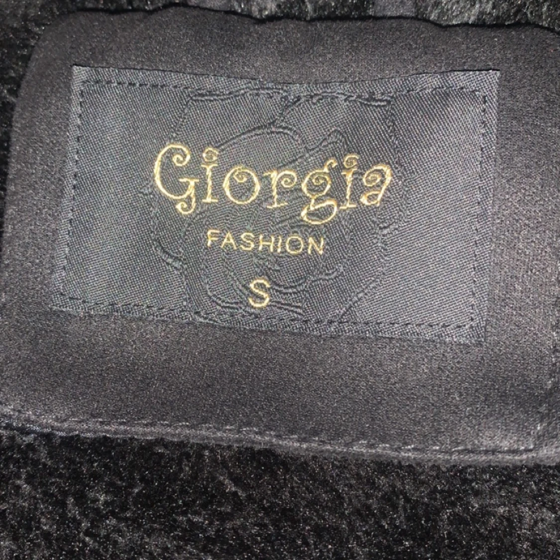 Svarta jacka med päls - 91