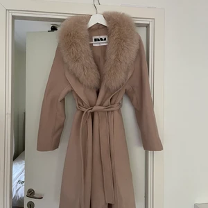 Beige Kappa - Beige kappa i fint skick. Storlek S