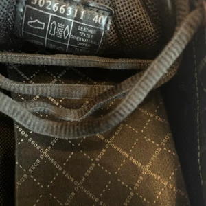 Hugo boss skor  - Hugo boss skor äkta men lite slitna 