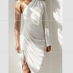 Angelica Blick x NAKD  - Vit klänning. Aldrig använd. 