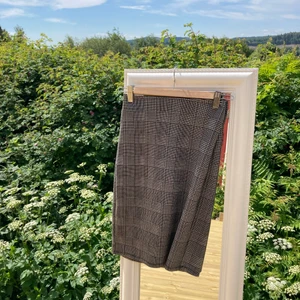 Kjol  - 110 kr ink frakt 