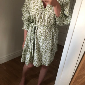 Zara klänning - Bra skick. 