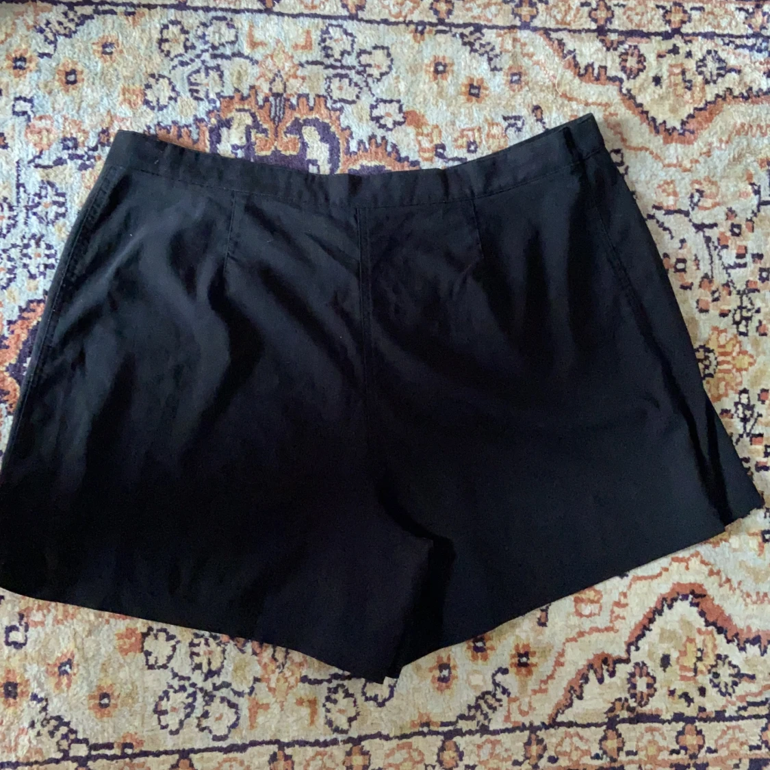 Svart mini-skort storlek 42 - 90