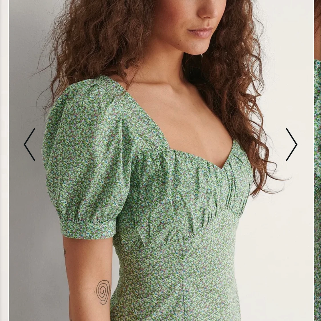 Klänning NA-KD - 90