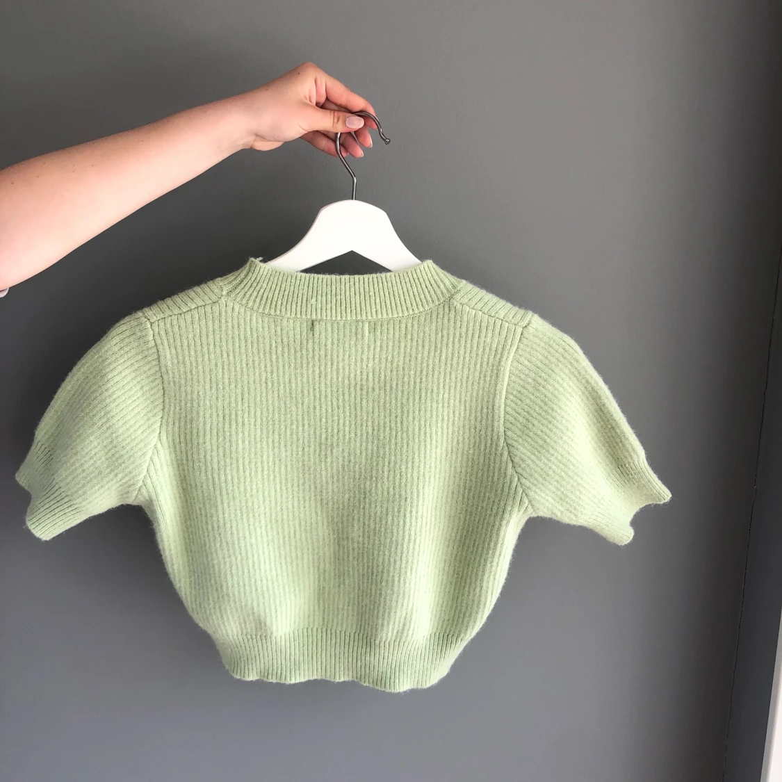 Ljusgrön stickad topp - 90