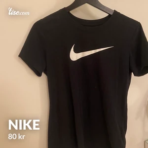 Nike  - 80 plus spårbar frakt mötas upp går oxå bra 