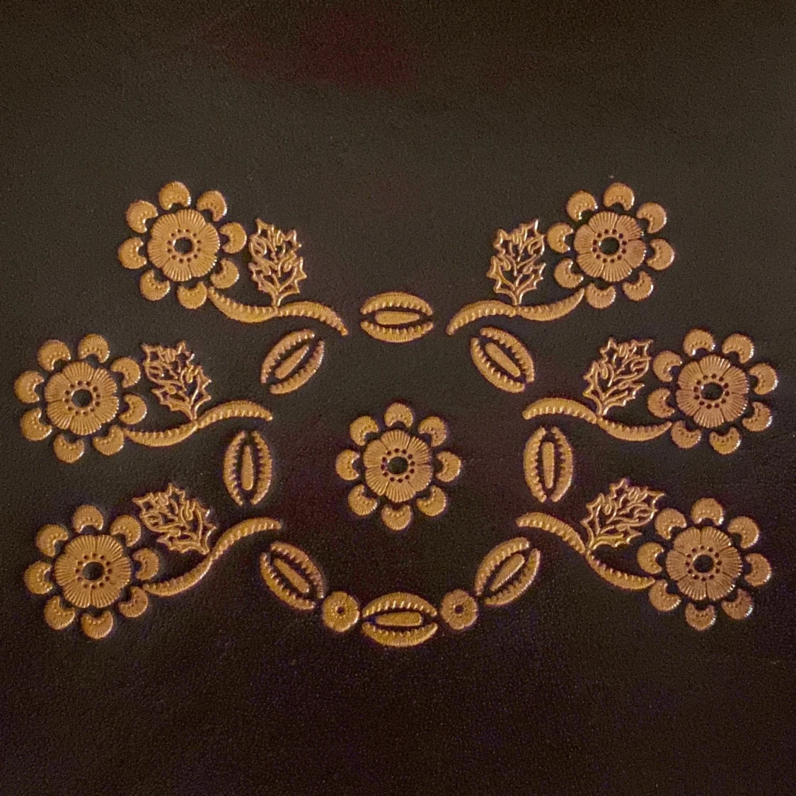 Gammaldags brun/lila handväska  - 91