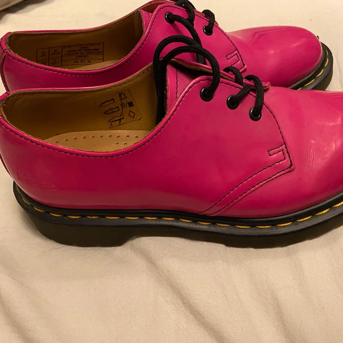 rosa äkta Dr.Martens - 91