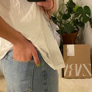 Lightwashed jeans -  Ljusblå jeans från Gina! Bra skick men lite äldre💘