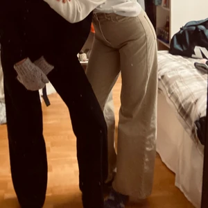 Jeans  - Köpt föra år, i perfekt skick.