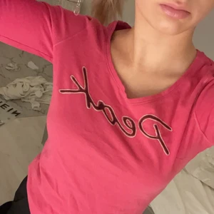 Peak performance tröja - En tröja med super kvalite och as mjuk, ser ut som ny!