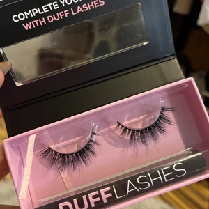 Lösfransar  - Oöppnade lösögonfransar. Köpta på Sephora. 