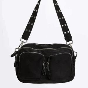 Noella - Säljer denna noella liknande väska från Gina, sparsamt använd. Skriv privat vid fler bilden💕💕