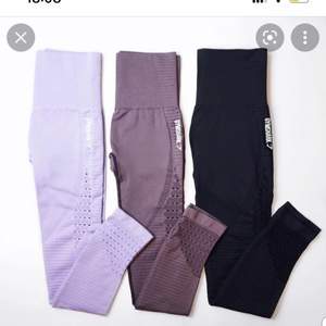 Säljer ett par rosa gymshark tights i ungefär samma modell som dessa, knappt använda, storlek S. Frakt tillkommer och står för köparen. 