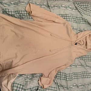 Mys klänning  - 🌸Kläning i beige                                                                🌸Köpt från Ullared                                                            🌸Använd fåtal gånger 