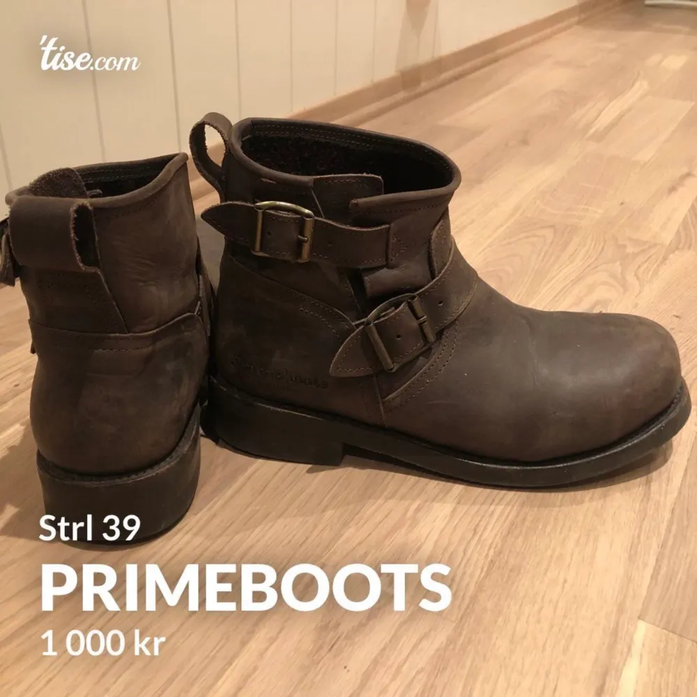 Äkta primeboots i strl 39. Nypris var 3000kr, säljes för 1000kr. Har inte använt dom så mycket . Skor.