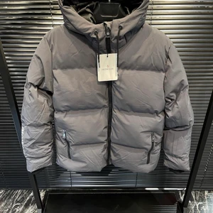 Moncler jacka - Have all sizes and text for price
