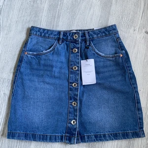 Ny kjol - Ny kjol i strl S (26)